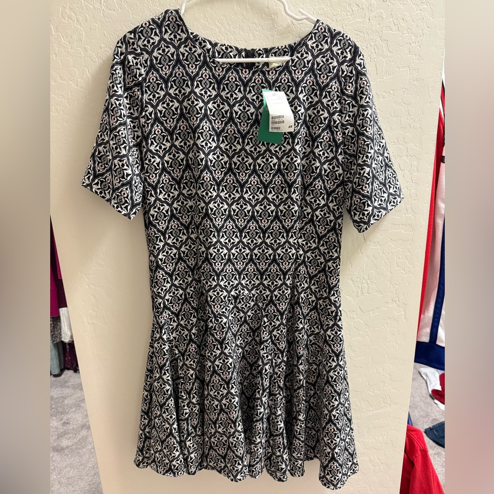 H&M Monochrome Patterned Dress